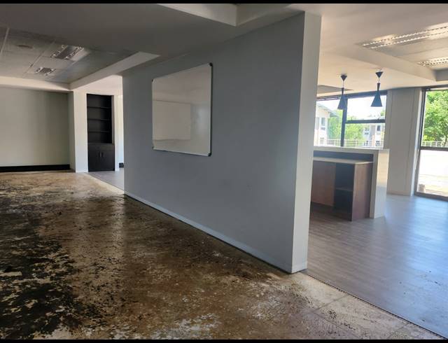 737M² OFFICE TO LET IN RANDJESPARK